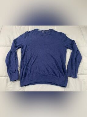 Pre loved GAP sweatshirt mens size L